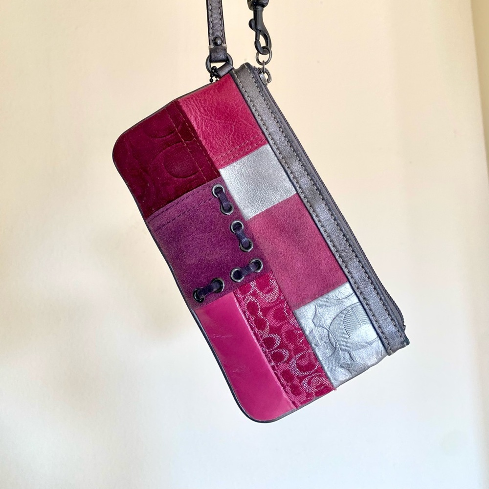Coach wristlet 💓